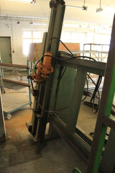 Hydr. frame press (3.200 x 2.300 mm)