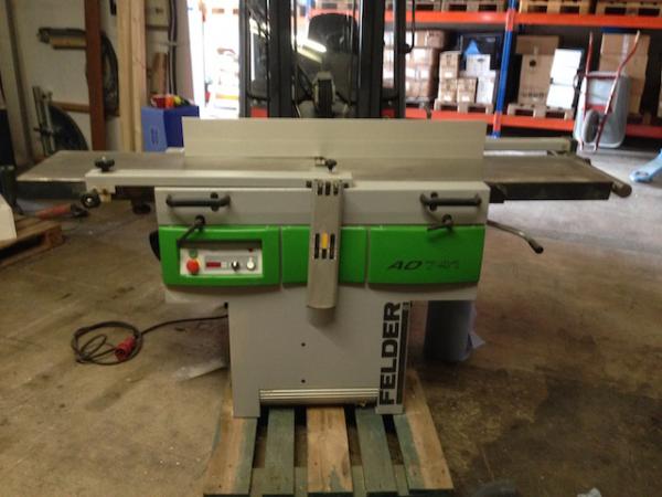 Like new surface and thickness planer