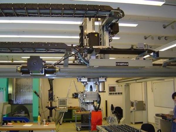 5 axis gantry robot (6 m)