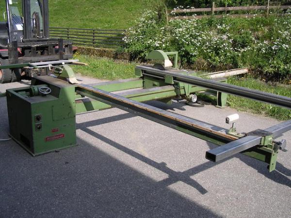 Double cross cut saw (2.500 mm)