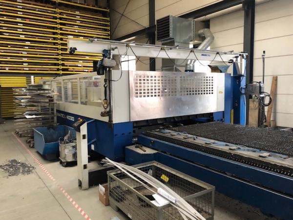 Laserschneidanlage (Grossformat)