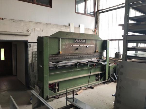 konvent. Abkantpresse (60 t)