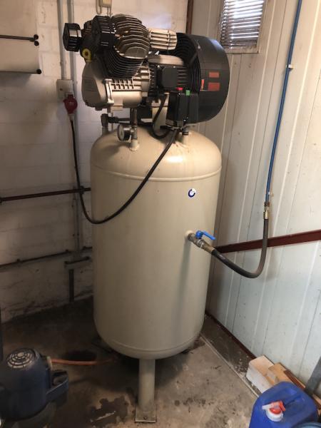 Kompressor + Kessel (300 l)