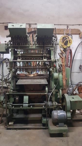 Paletten-Nagelmaschine