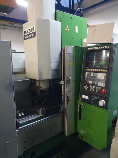 vert. CNC Bearbeitungszentrum (X: 560 mm)