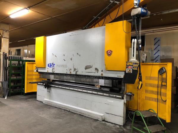 CNC Abkantpresse (225 t)