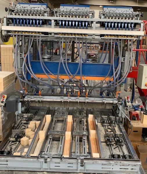 Pallet nailing machine (max. 4.000 mm)