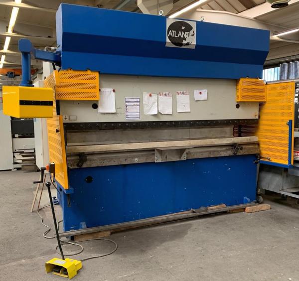 CNC Abkantpresse (220 t)