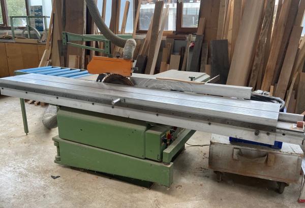 Sliding table saw (45°)