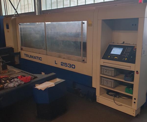 CNC Laser-Schneidanlage 2,4 kW (Mittelformat)
