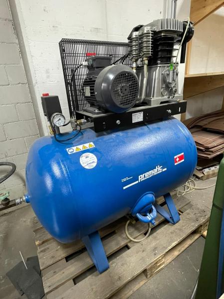 Compressor + Vessel + dryer