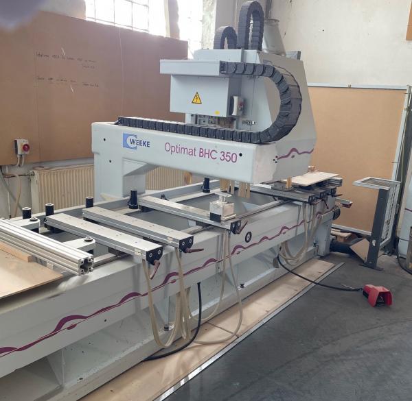 CNC Machining Center (3.185 x 1.080 mm)