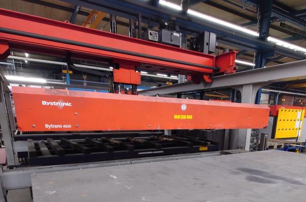 CNC Laser-Scheidanlage 4,4 kW (Maxiformat)