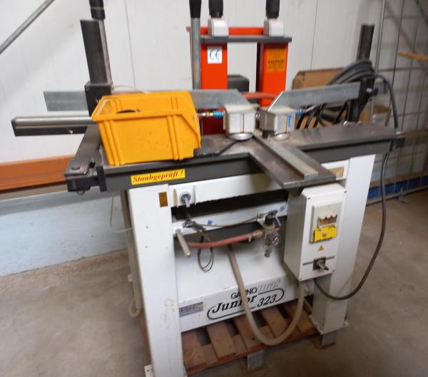 Duebelbohrmaschine / Langlochbohrmaschine + Bohrer