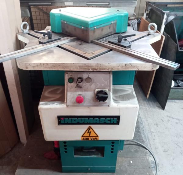 Notching machine (4 mm)