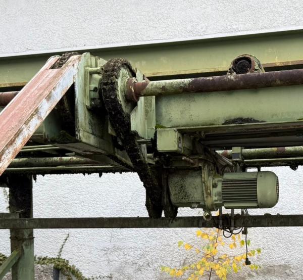 Rollengang m. Querabwürfen (45 m)