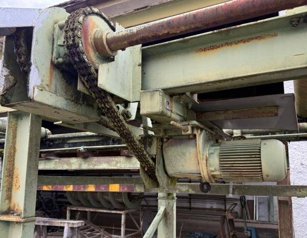 Rollengang m. Querabwürfen (45 m)