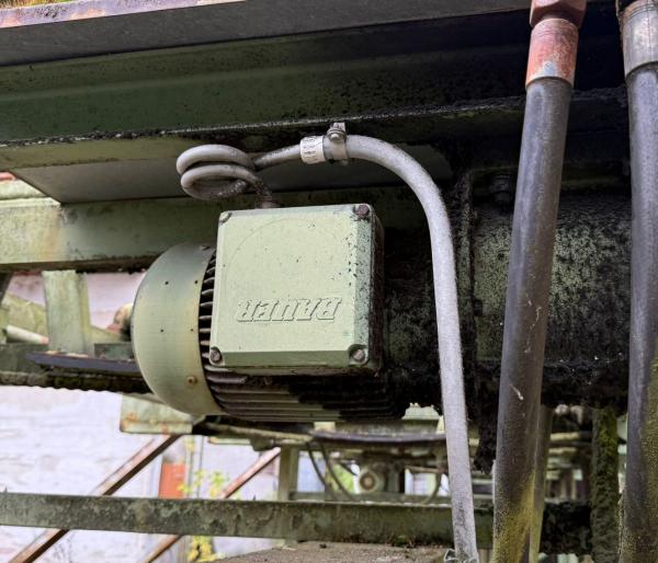 Rollengang m. Querabwürfen (45 m)