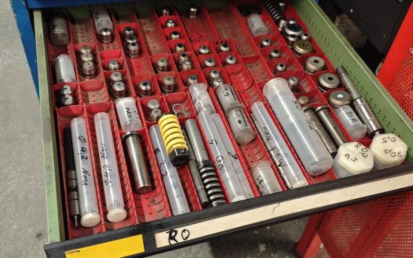 CNC Stanz- / Nibbelmaschine (Grossformat)