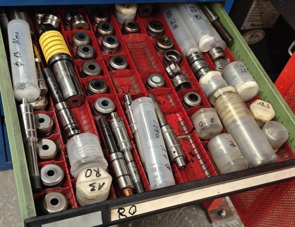 CNC Stanz- / Nibbelmaschine (Grossformat)