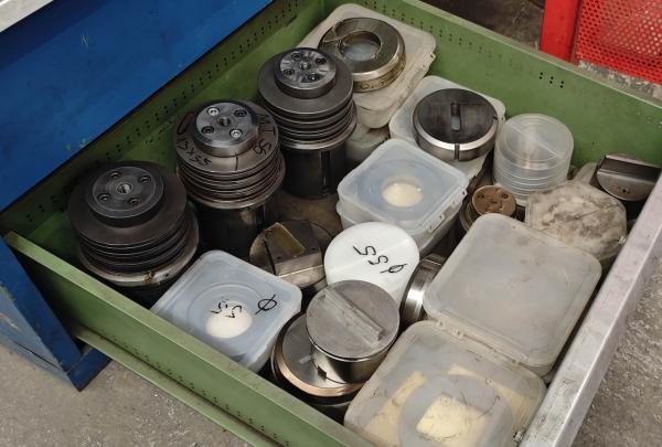 CNC Stanz- / Nibbelmaschine (Grossformat)