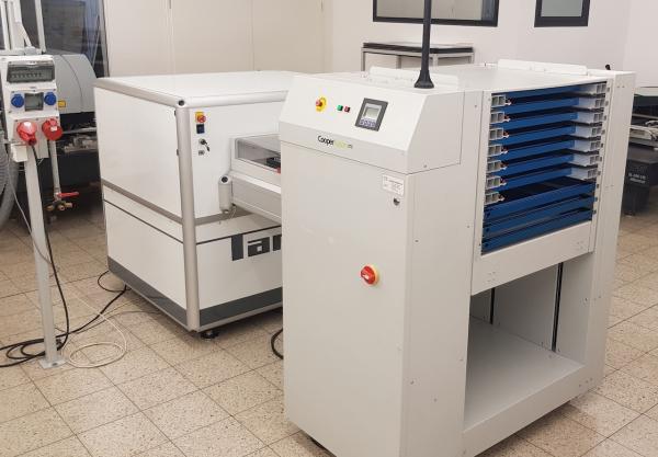 CNC Laser-Schneidanlage f. SMD-Schablonen / Leiterplatten