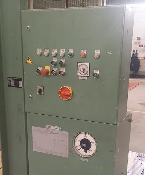 Furnierpresse Etagenpresse (1.500 x 3.000 mm)