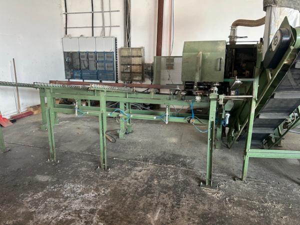 automat. Paletten - Klotzsaege