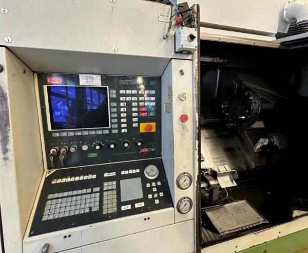 CNC Drehmaschine (240 x 800 mm)